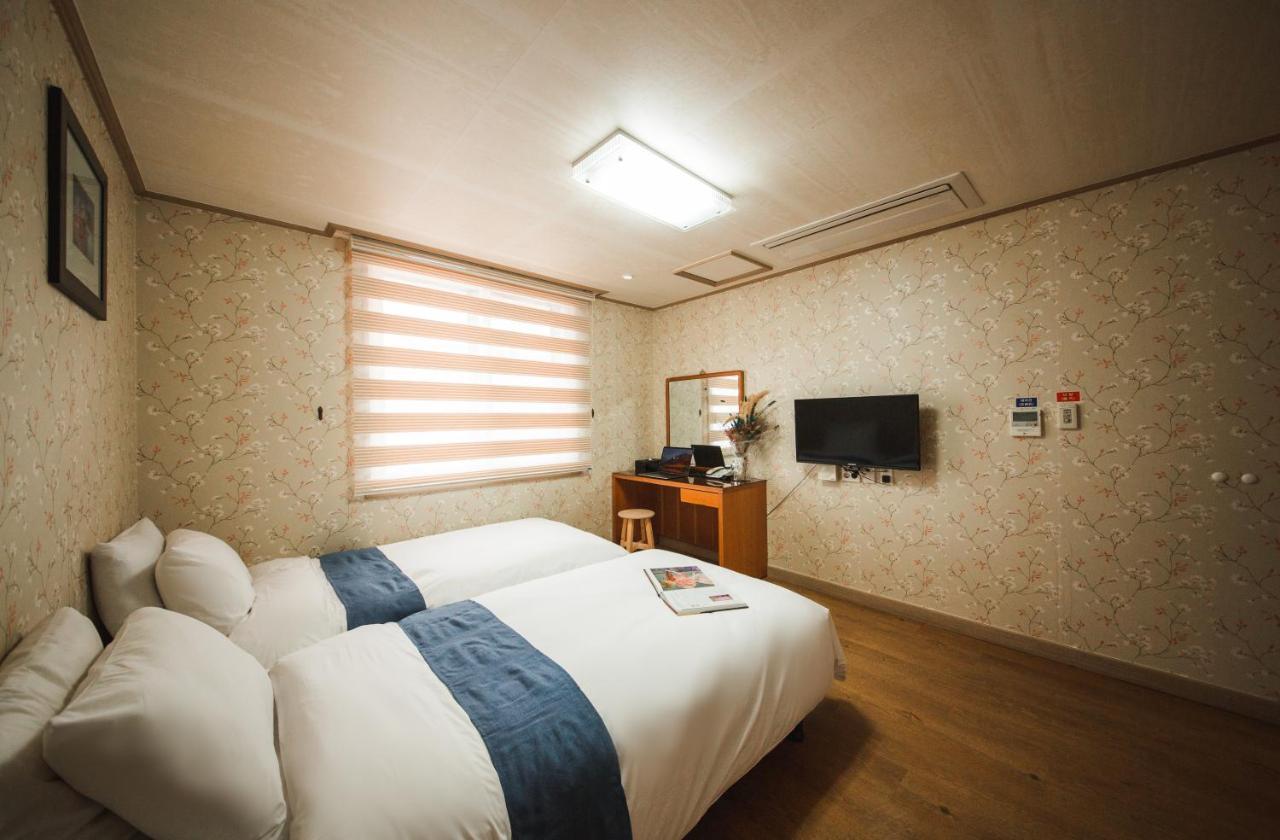 Jungmun Resort Jeju Seogwipo Exterior photo